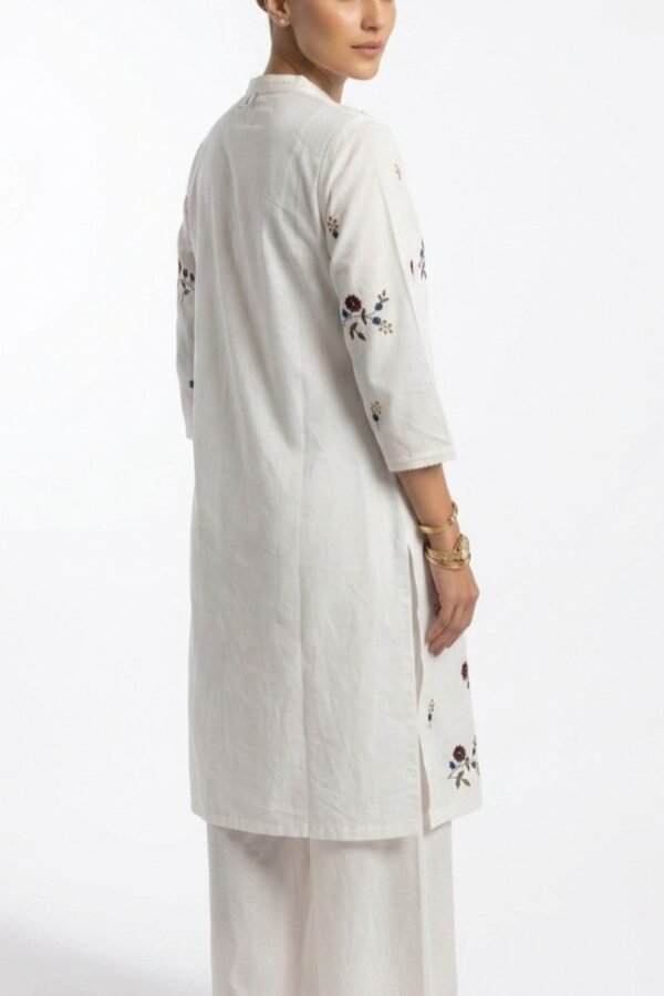 White Floral Embroidered Straight Kurti