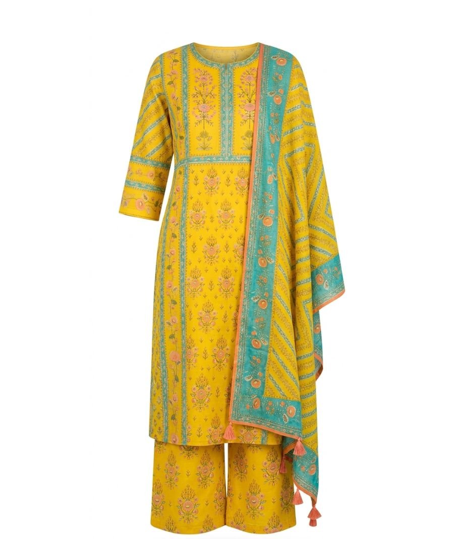 Women Yellow Printed Kurta Set - Image 2