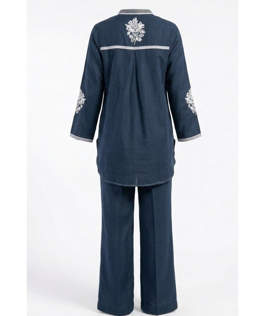 Women Navy Embroidered Co-ord Set - Image 3