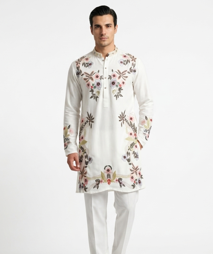 Men’s Off-White Floral Embroidered Kurta