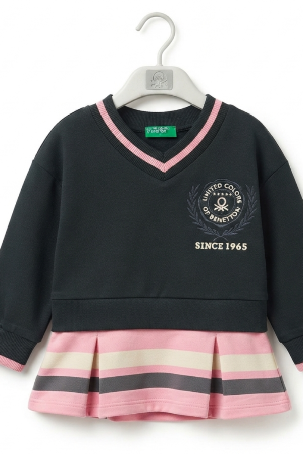 Girls’ Black & Pink V-Neck Sweatshirt