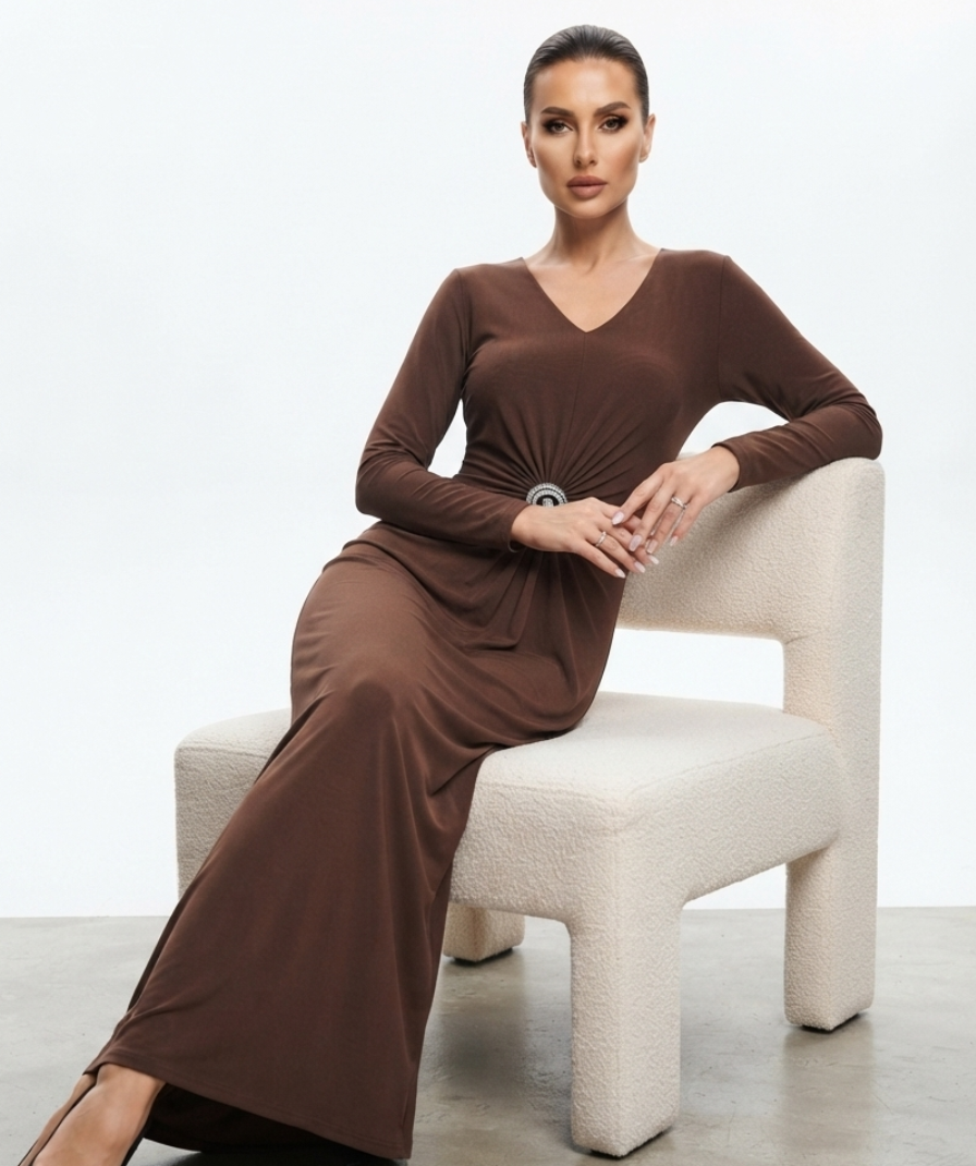 Chocolate Brown Solid V-Neck Ruched Waist Maxi Dress - Image 4