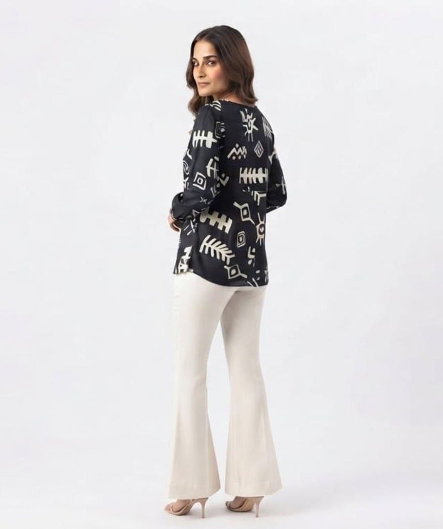Women’s Black & White Abstract Printed Co-Ord Set with Full-Sleeve Round-Neck Top and Flared Trousers - Image 5